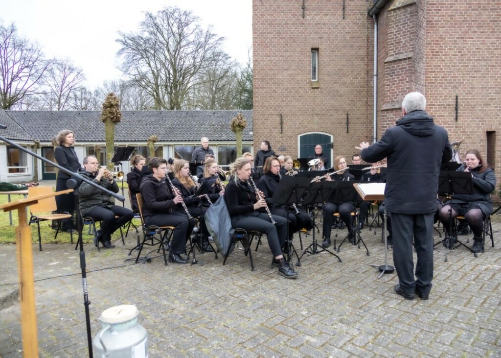 Herdenking Colmschate Bevrijd 8 april 2023 (49)